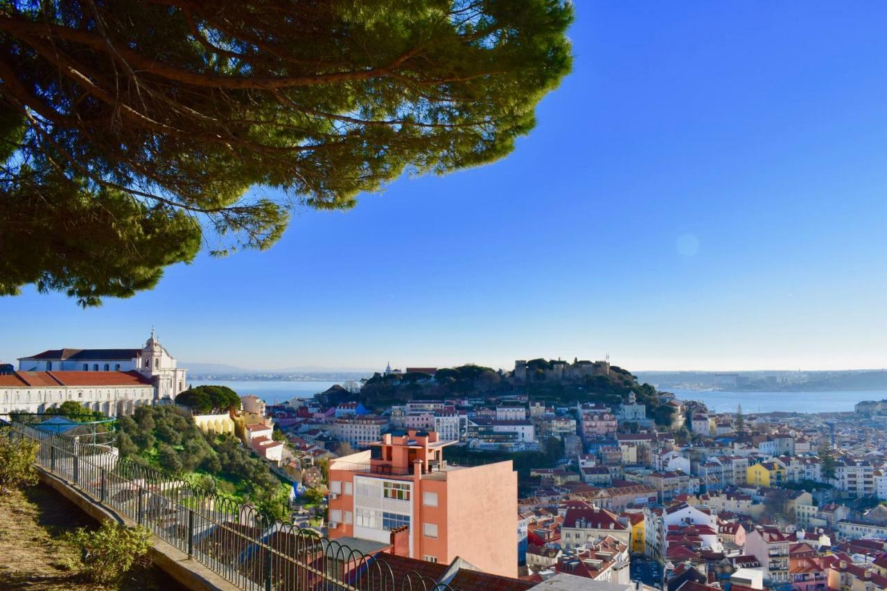 Elegant Riverview Apartment In Historical Lisboa Dış mekan fotoğraf