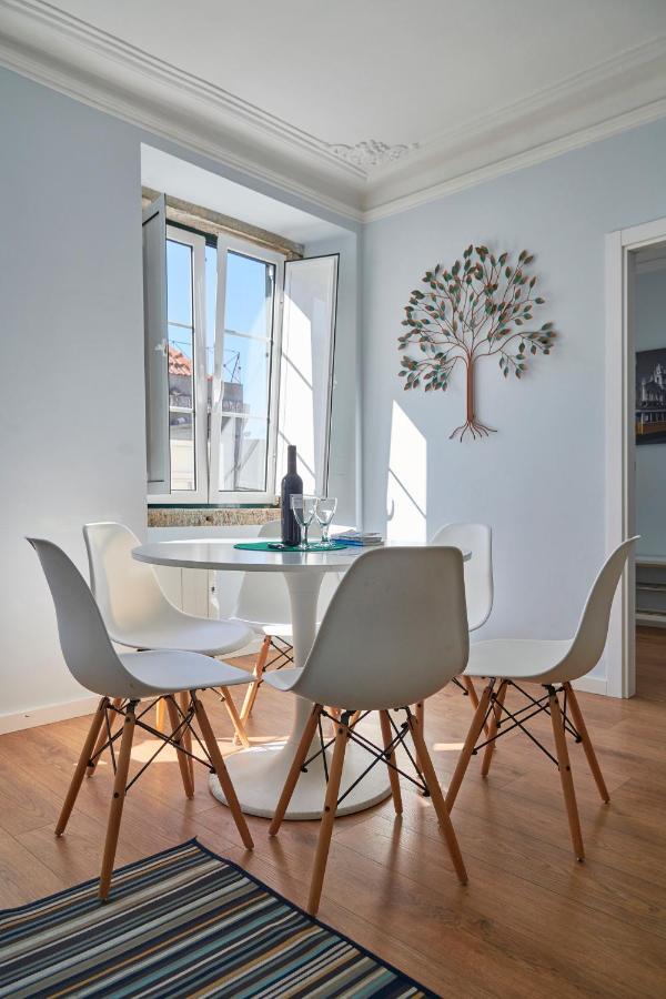 Elegant Riverview Apartment In Historical Lisboa Dış mekan fotoğraf